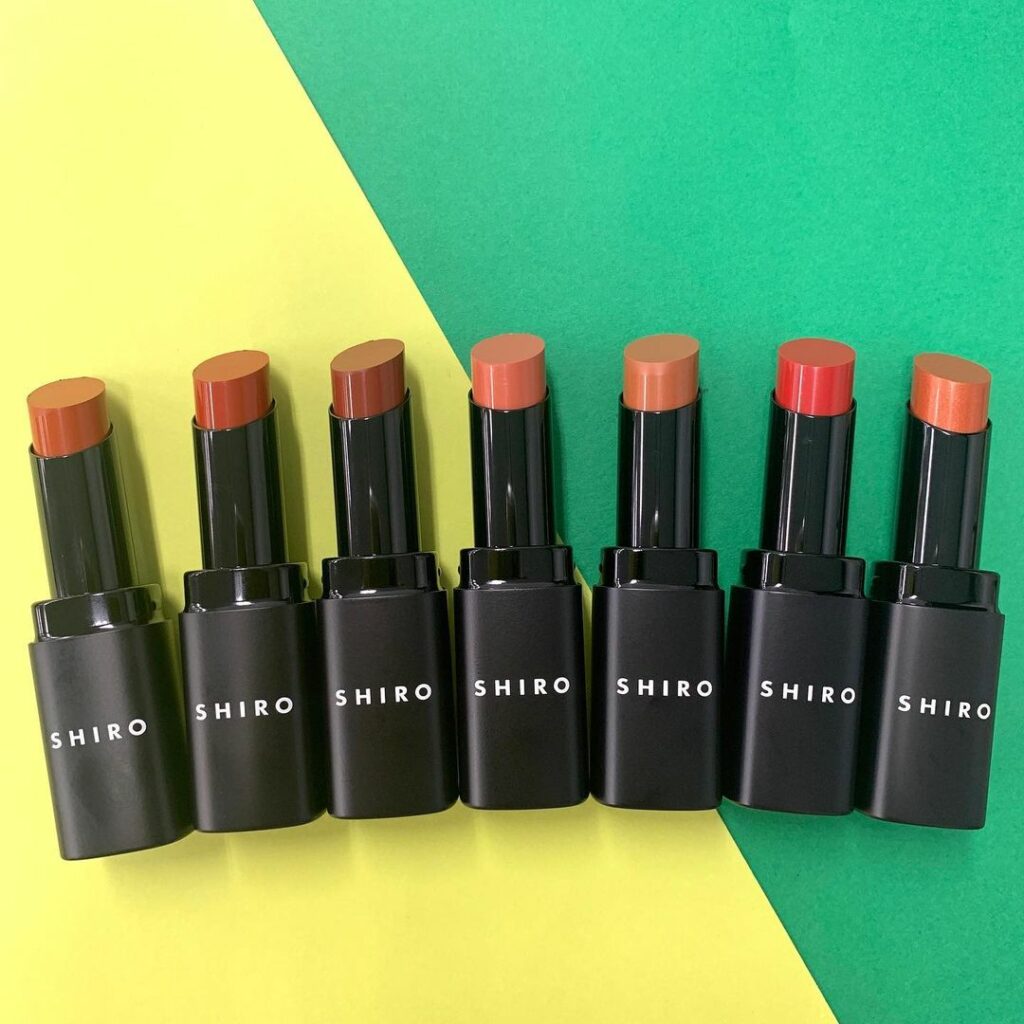 ＼スウォッチあり／SHIROのメイクアップコレクションをご紹介
 
エシカルな視点からパッケージデザインとカラーをリニューアルしたSHIROのメイクアップアイテ
