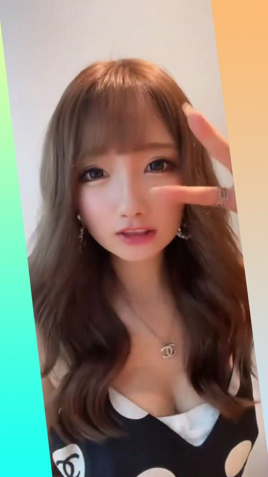 ⁡
#モデルプレスパワープッシュ
 " インスタ美女 "を紹介
￣￣￣￣￣￣￣￣￣￣￣￣￣￣
今回は…
「キンキンに冷えたコーラ」をノリノリでダンス
⁡
まゆぴ