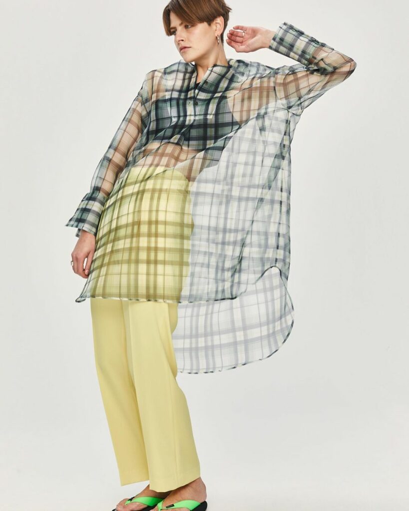 ニュース:エストネーション22年春夏 透けアイテムやクロップドトップスなど大人の肌見せを提案
エストネーション(ESTNATION)のウィメンズ2022年春夏 ニュース:エストネーション22年春夏 透けアイテムやクロップドトップスなど大人の肌見せを提案
エストネーション(ESTNATION)のウィメンズ2022年春夏