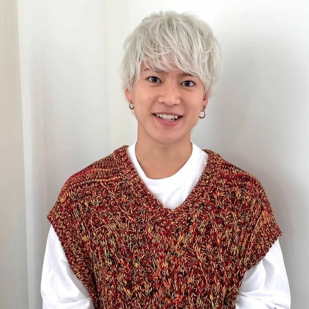 三山凌輝くんから動画メッセージ
来春3/24・25の舞台『Bling Bling by Seventeen』に出演が決定した、ボーイズグループBE:FIRST 三山凌輝くんから動画メッセージ
来春3/24・25の舞台『Bling Bling by Seventeen』に出演が決定した、ボーイズグループBE:FIRST