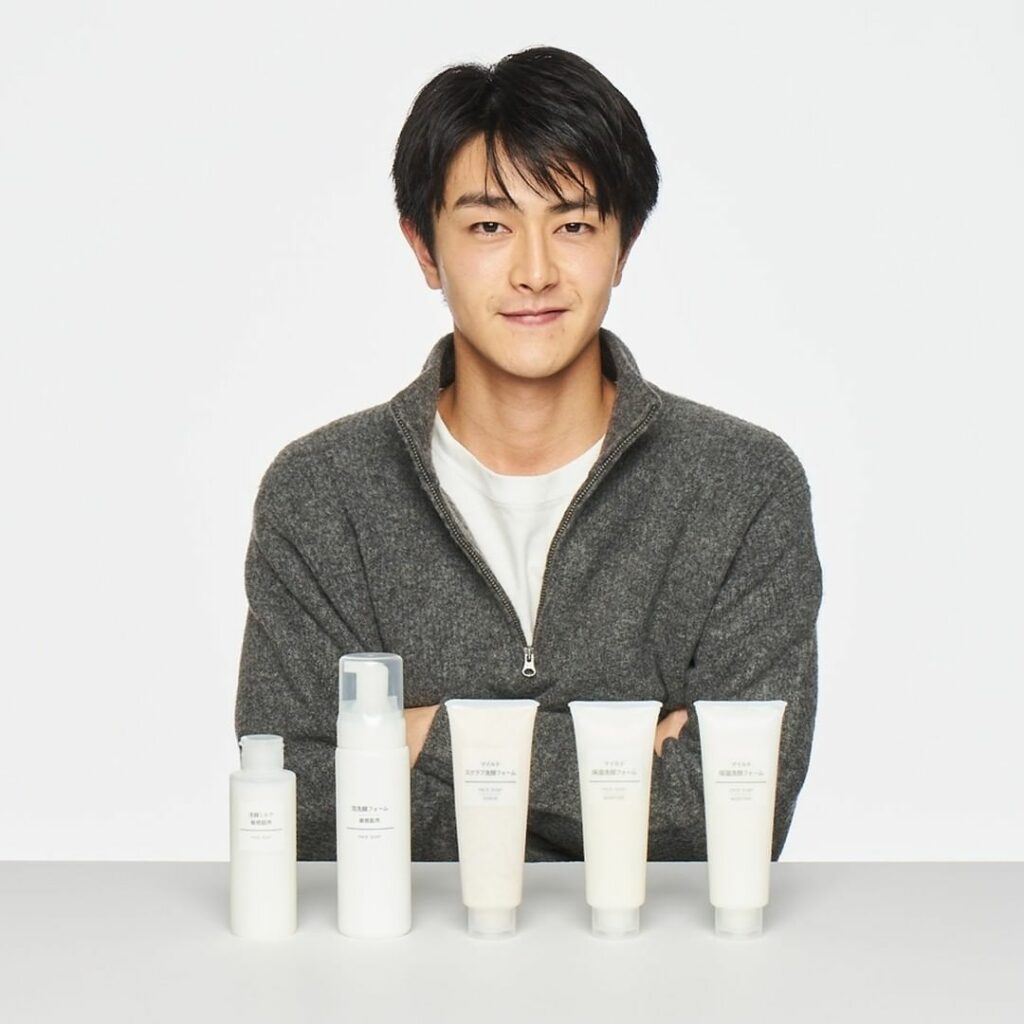 メンズノンノモデルの岩上隼也が、無印良品で人気の洗顔料 ５品の違いを検証！

詳細はメンズノンノウェブで！
@mensnonnojp

Photos:Shins