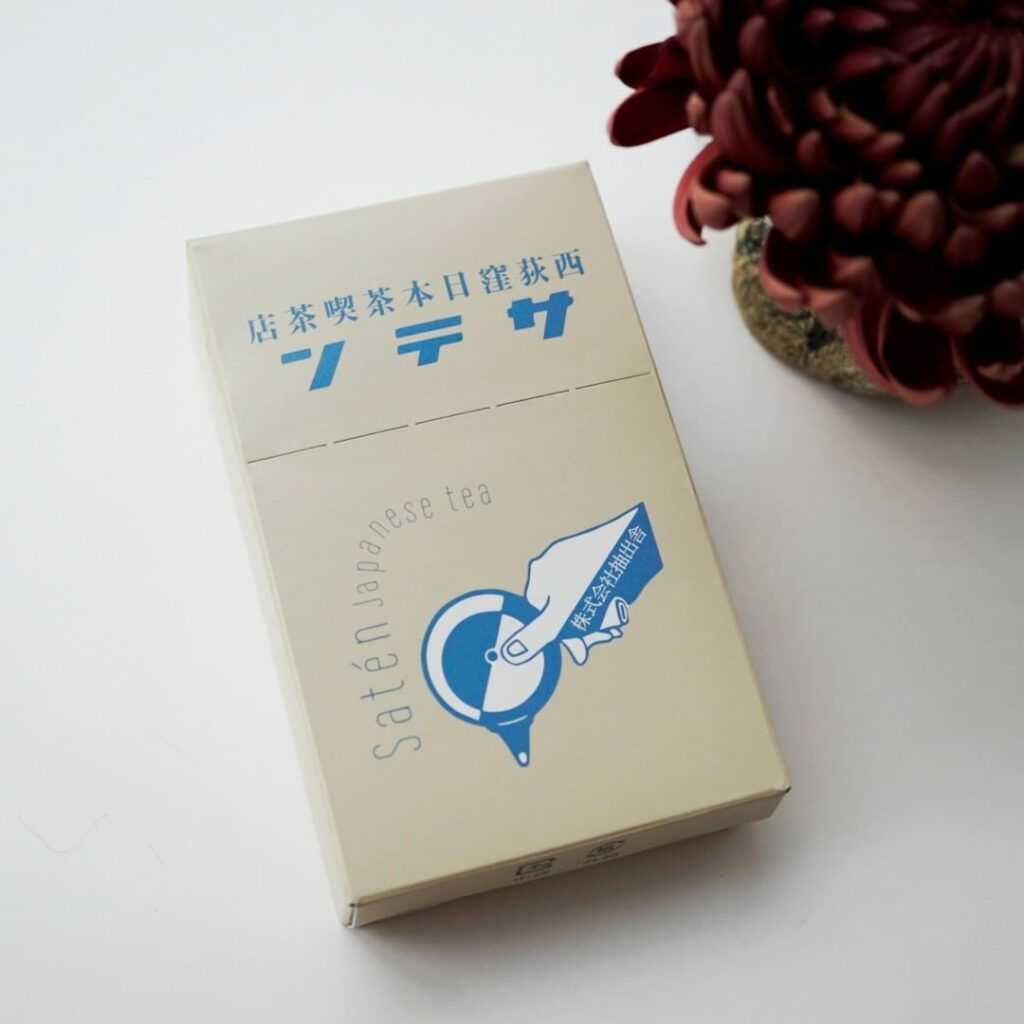 心がなかなか休まらない毎日ですが、ときたまのお茶の時間に救われています。
この日は大好きな #西荻窪 #Saten の個包装「#抹茶スティック」で一服。
ここの