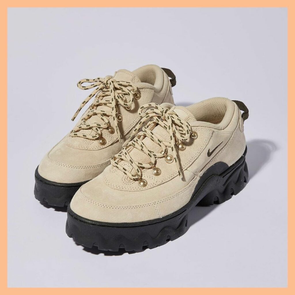 「ナイキ ラハール LOW」は、90年代にストリートで人気を博した「ナイキ ACG」シリーズの「エア ラハール エスケープ」を、モダンにアップデートした一足
丈 「ナイキ ラハール LOW」は、90年代にストリートで人気を博した「ナイキ ACG」シリーズの「エア ラハール エスケープ」を、モダンにアップデートした一足
丈