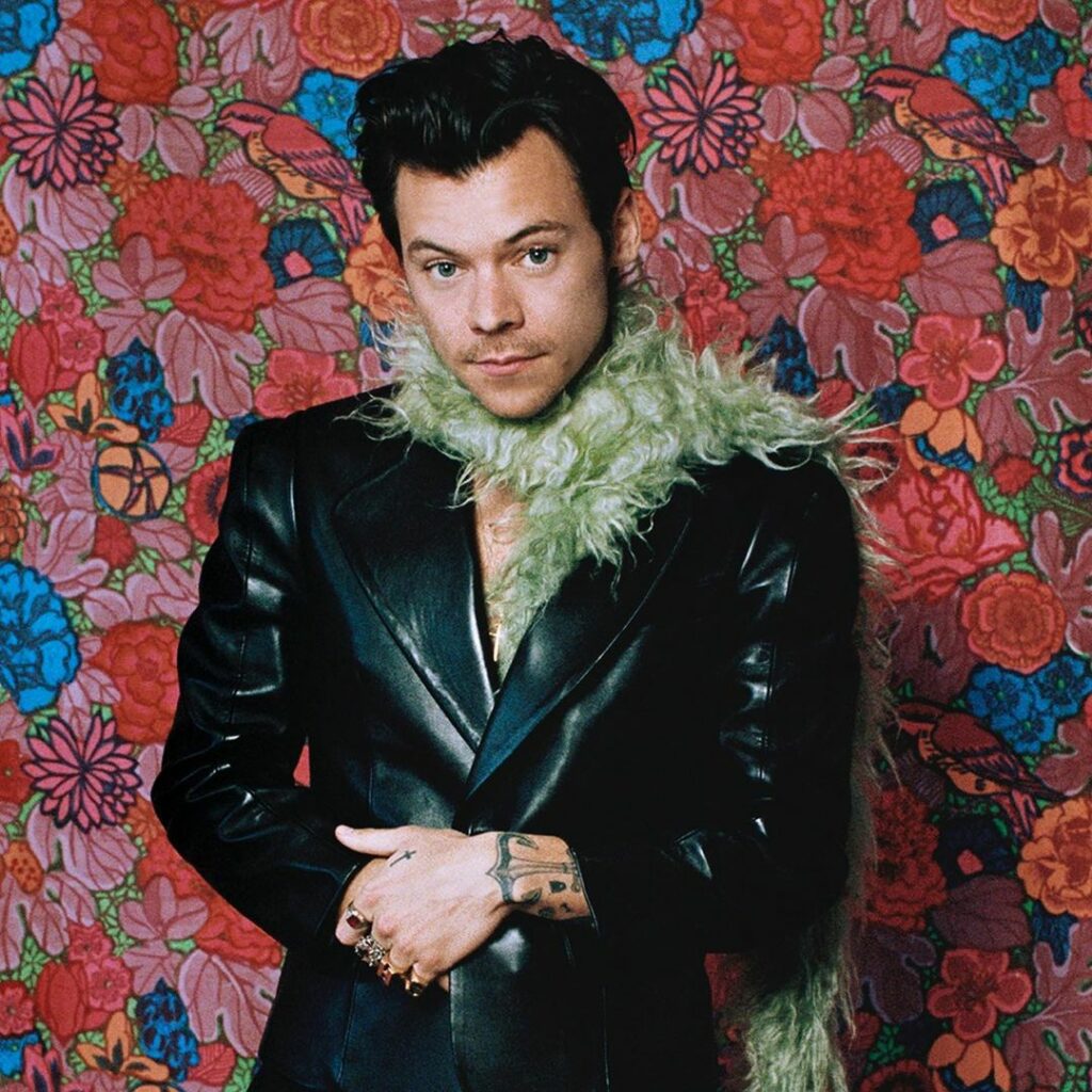 HAPPY BIRTHDAY HARRY今日は、ソロ活動も引き続き絶好調で俳優としても活躍中のハリー・スタイルズの28歳の誕生日いまやおしゃれメンズセレブのなか HAPPY BIRTHDAY HARRY今日は、ソロ活動も引き続き絶好調で俳優としても活躍中のハリー・スタイルズの28歳の誕生日いまやおしゃれメンズセレブのなか