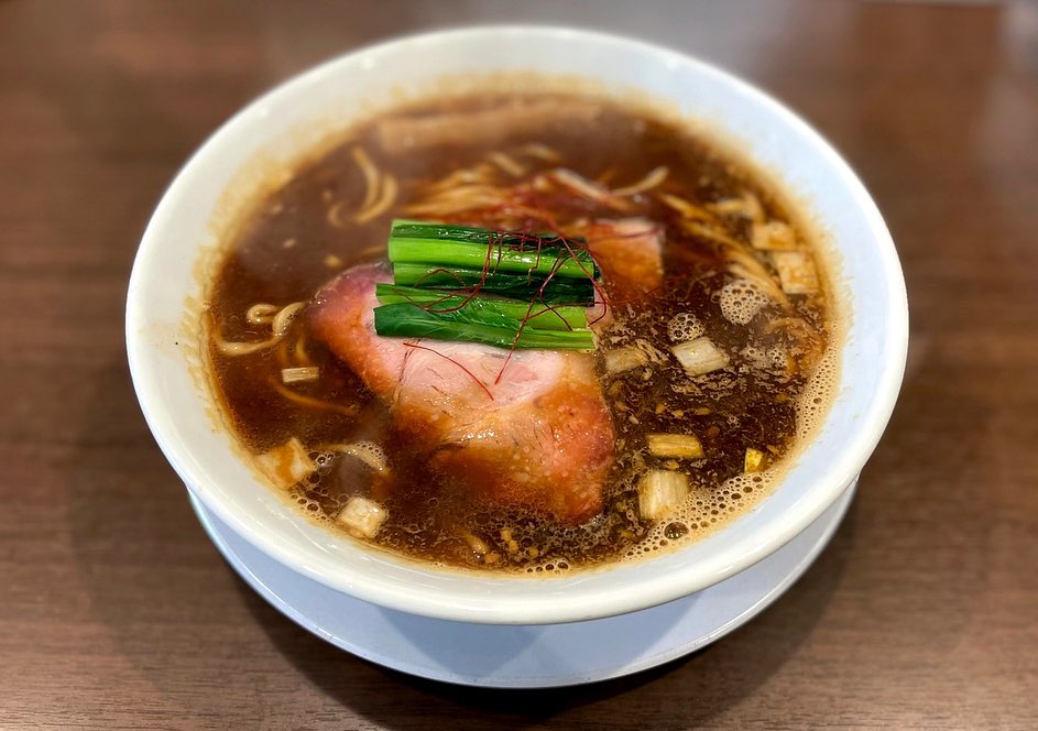 【#フードロス も意識した体にやさしい #ラーメン 】
愛知県岡崎市にあるラーメン店「麺屋 #あきのそら 」の定番メニュー「岡崎八丁みそ」は、#八丁味噌 をベー
