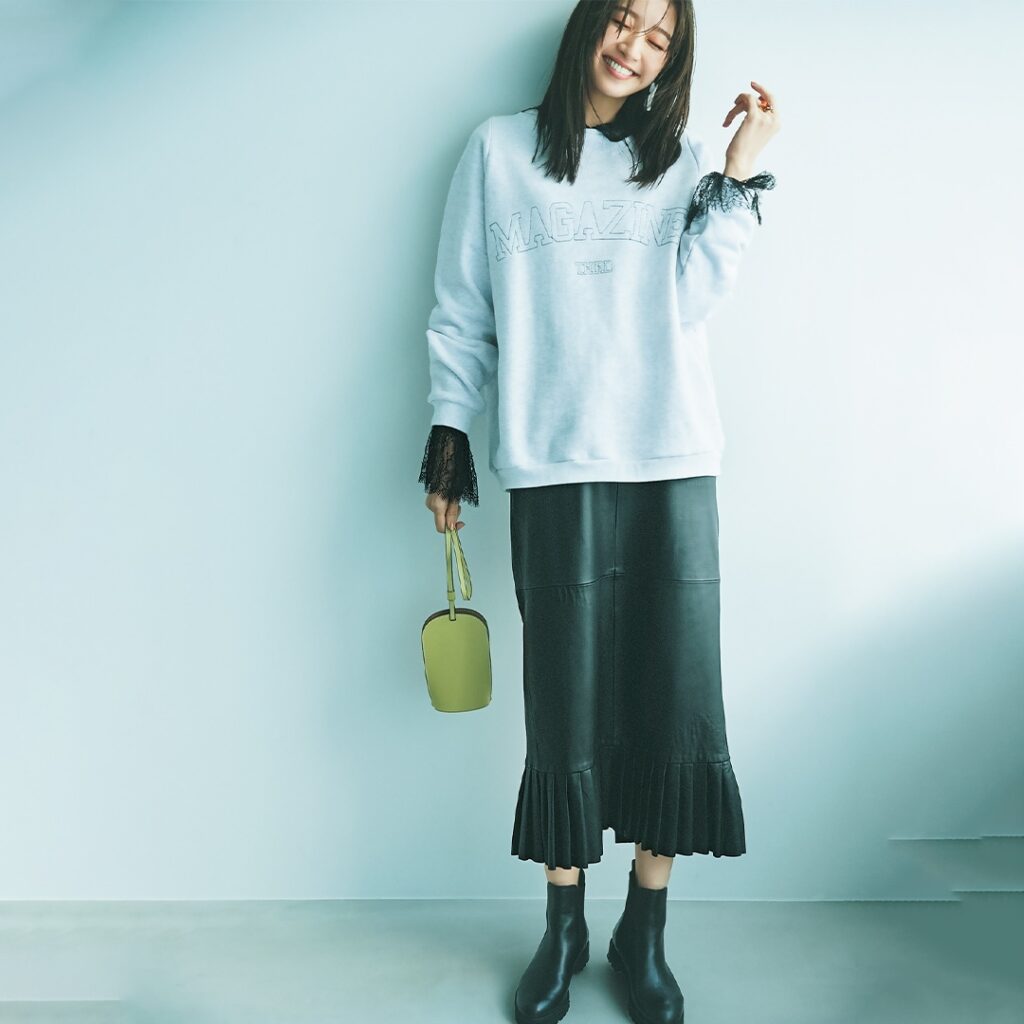 /
このコーデを真似したいと思ったら、
コメントにをください!
\
.
2月27日(日)、
辛口アイテムの代表「レザースカート」は、
ほんのり甘さ /
このコーデを真似したいと思ったら、
コメントにをください!
\
.
2月27日(日)、
辛口アイテムの代表「レザースカート」は、
ほんのり甘さ