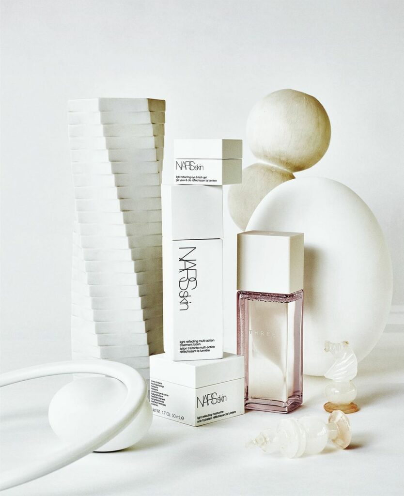 Numéro TOKYO4月号では最先端のブライトニングにエイジングケア、進化を続けるUVベースなど、最新のスキンケアの最旬トピックスをお届け。

内側から色気