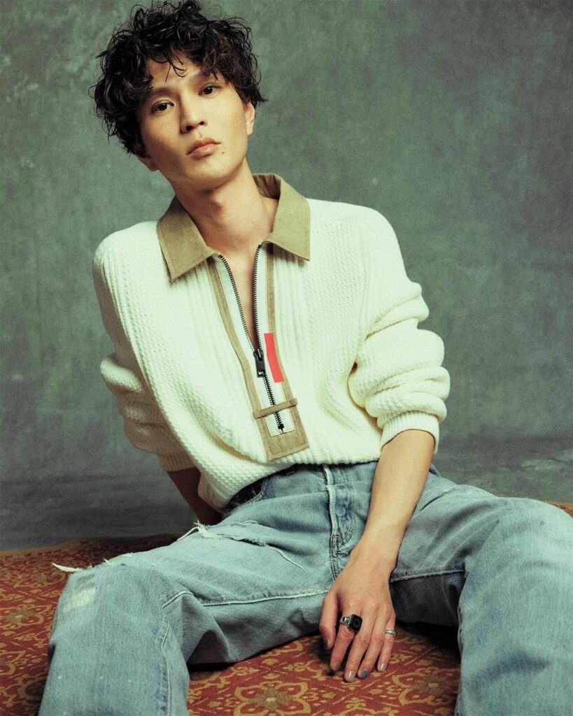 モグライダー 芝大輔、誰もが認める “粋” な化粧
『M-1グランプリ2021』決勝戦初出場にして、トップバッターを務めたお笑いコンビ・モグライダー。
巧みなツ モグライダー 芝大輔、誰もが認める "粋" な化粧
『M-1グランプリ2021』決勝戦初出場にして、トップバッターを務めたお笑いコンビ・モグライダー。
巧みなツ