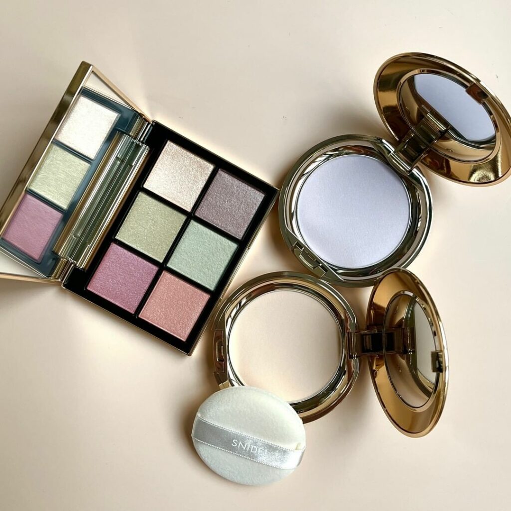 SNIDEL BEAUTYの2022サマーコレクション #ベスコス にもランクインしたアイデザイナーの新色も登場です!
2022年5月11日全国発売 。
4月2 SNIDEL BEAUTYの2022サマーコレクション #ベスコス にもランクインしたアイデザイナーの新色も登場です!
2022年5月11日全国発売 。
4月2