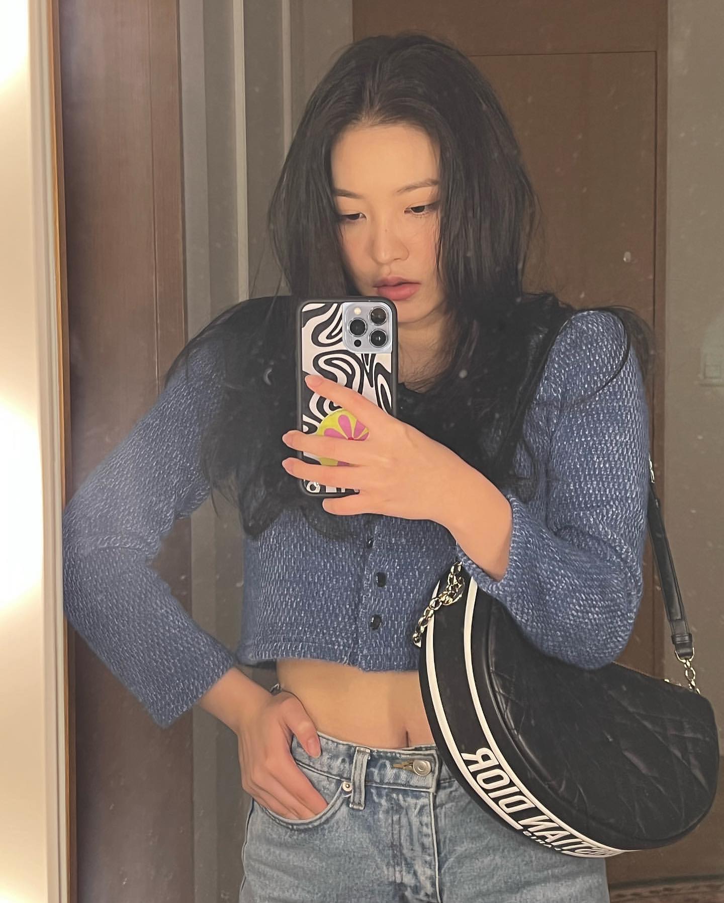 韓国アイドルの愛用スマホケースを調査 おしゃれな韓国アイドルたちがリアルに愛用しているスマホケースを徹底調査blackpinkやtwice Iveなど 憧れの Magmoe 韓国アイドルの愛用スマホケースを調査 おしゃれな韓国アイドルたちがリアルに愛用しているスマホケースを徹底調査blackpinkやtwice Iveなど 憧れの Magmoe