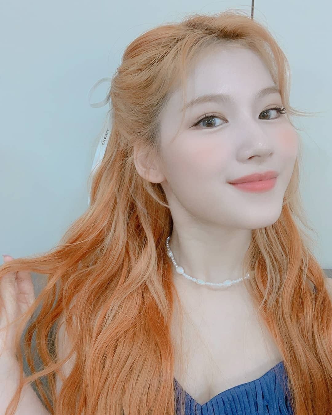 Blackpinkジェニーもハマる 22春のトレンドヘアカラーはオレンジに決まり 新年度や新生活の始まりに ヘアカラーを変えてイメチェンしてみない この春 Magmoe