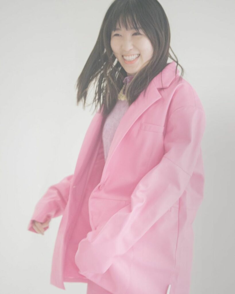 kiki vivi lilyさんに聞いたネオかわいい論
「2016年にリリースしたデビューミニアルバム『LOVIN’ YOU』は私なりの“かわいい”を詰め込みま