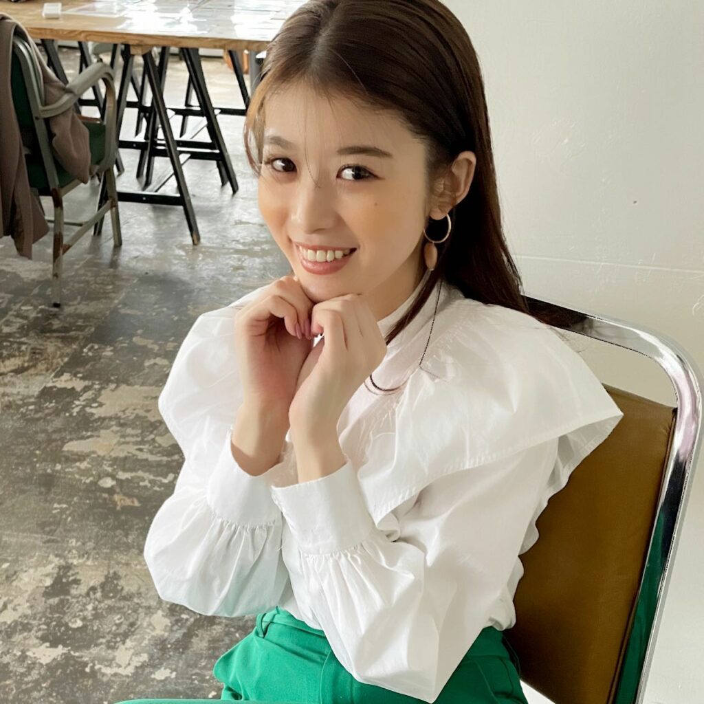 non-no6月号、『私がきれいに見えるパンツ』企画からふみかさんのオフショをポスト
担当がカメラを向けると、お茶目にハートを作ってくれました
2枚目には、ウ non-no6月号、『私がきれいに見えるパンツ』企画からふみかさんのオフショをポスト
担当がカメラを向けると、お茶目にハートを作ってくれました
2枚目には、ウ