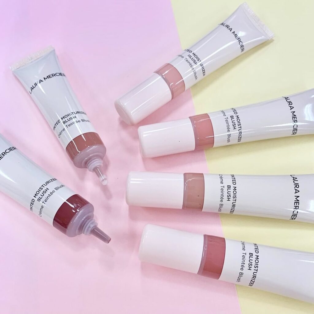 ローラ メルシエからピュアな血色をプラスしてくれるクリームチークが登場 #全色スウォッチ でお届け

ローラ メルシエといえばチーク！「ブラッシュ カラー イン