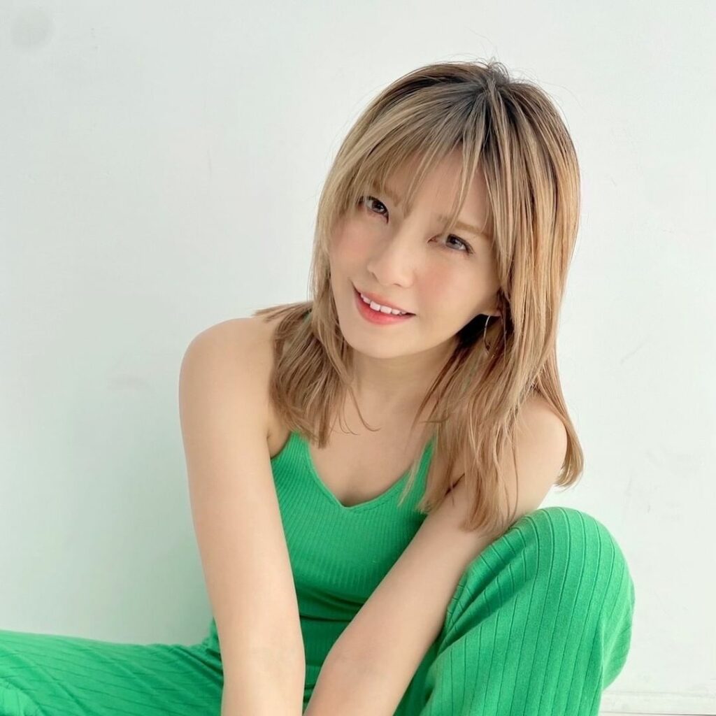 BAILA7月号に宇野実彩子（AAA）さんが登場！和やかな空気の撮影現場から、可愛いオフショットをお届けします ご登場いただいたのは「宇野さん、カラダにいいこと