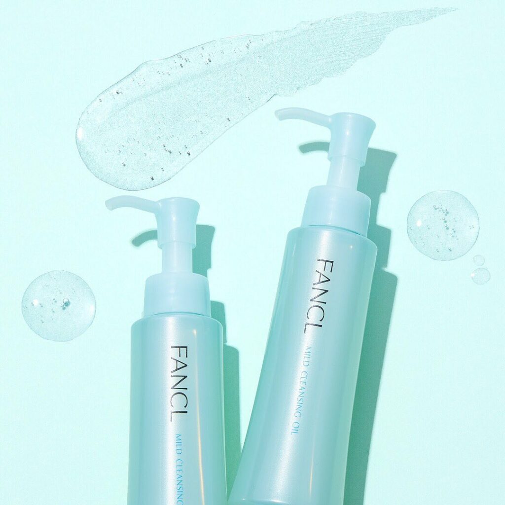 @ cosmeベストコスメアワード2022

上半期新作ベストコスメ 発表

2022年上半期に最も支持された商品に贈られる、総合大賞に輝いたのは【ファンケル】