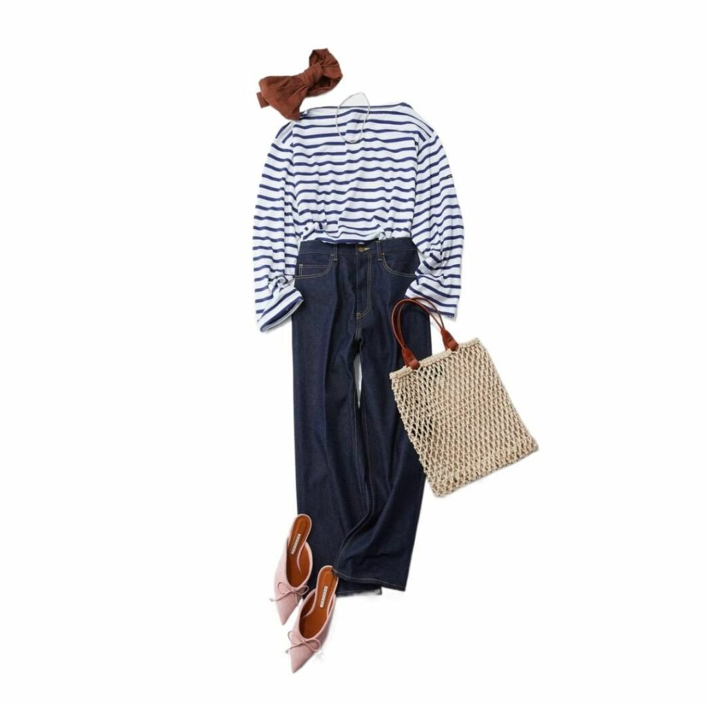 .
*PICK UP! Coordinate*
.
デニムコーデのど定番、ボーダーカットソーが今また気分。足もとはピンクのミュールでフェミニンに仕上げて。

カ