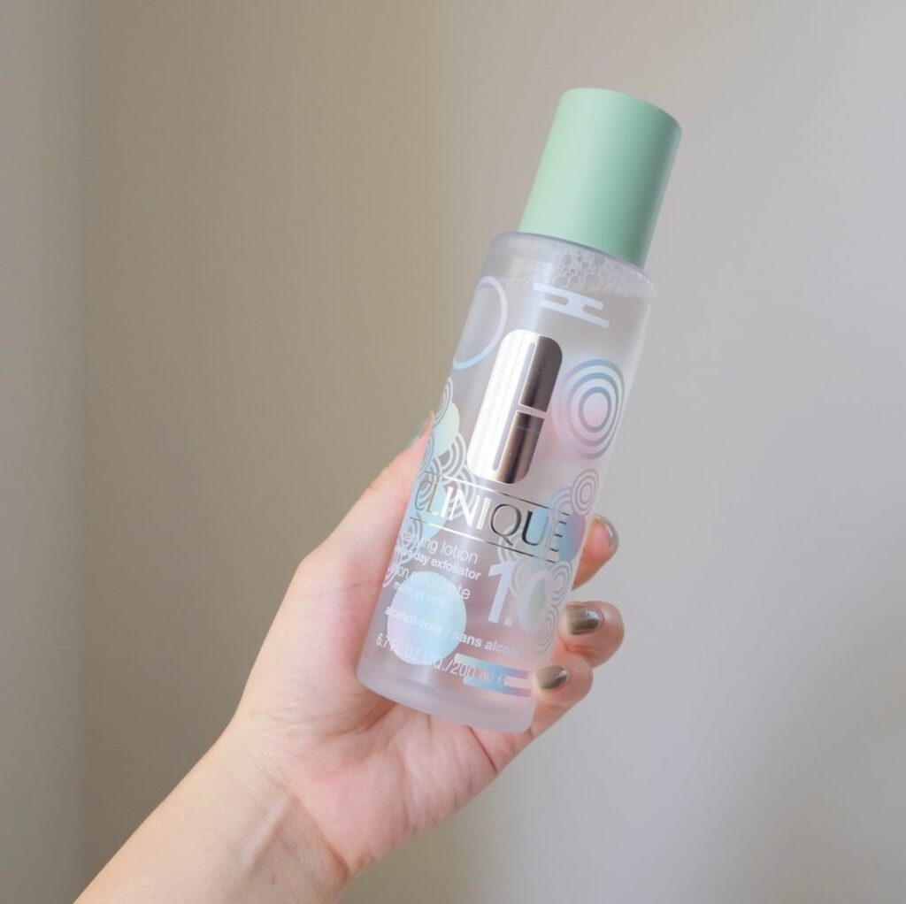 やっぱり夏はこれ #クリニーク の名品「ふき取り化粧水」に限定デザインボトルが登場
━━━━━━━━━━━━━━━━━━
■クリニーク
クラリファイング ロー やっぱり夏はこれ #クリニーク の名品「ふき取り化粧水」に限定デザインボトルが登場
━━━━━━━━━━━━━━━━━━
■クリニーク
クラリファイング ロー