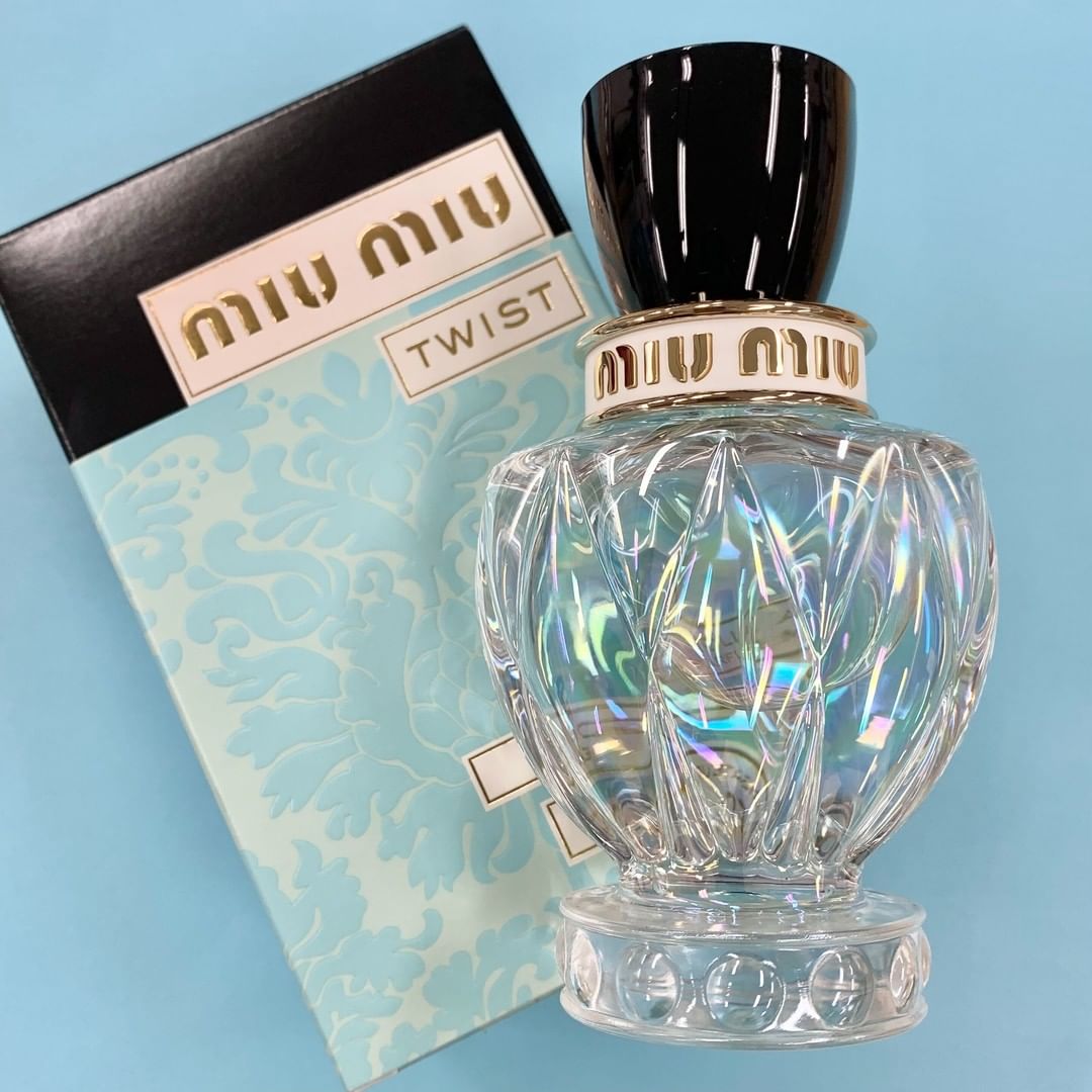 もあるため miumiu ツイスト オールドパルファム 香水の通販 by May's shop｜ミュウミュウならラクマ - Miu Miu