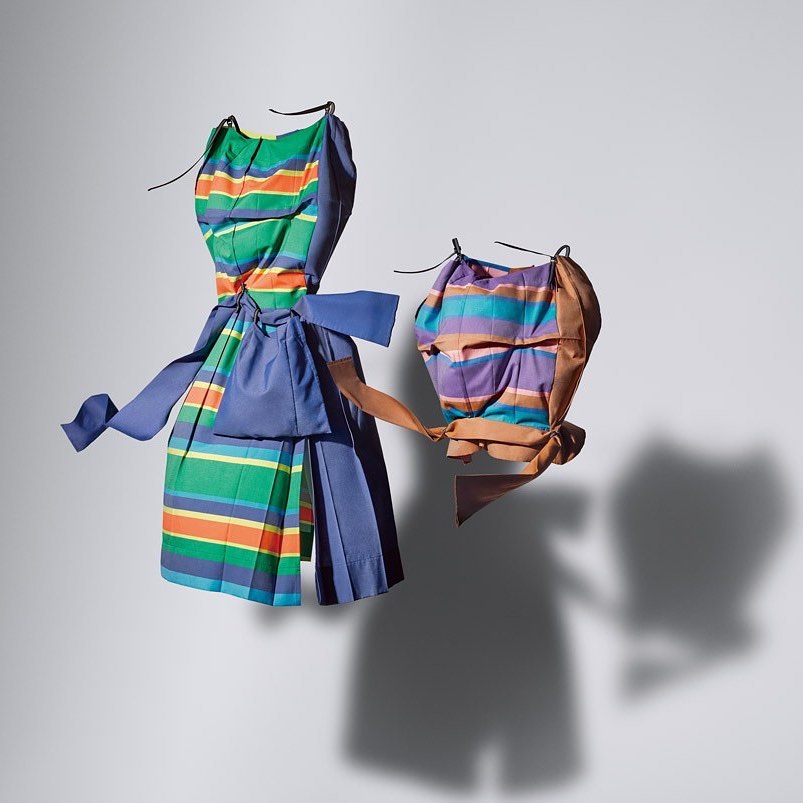 “ローテーション“をテーマに、回転して生まれる視覚的な形をアイテムに投影した、今季の〈132 5. ISSEY MIYAKE〉。自転する地球やスピンする独楽など