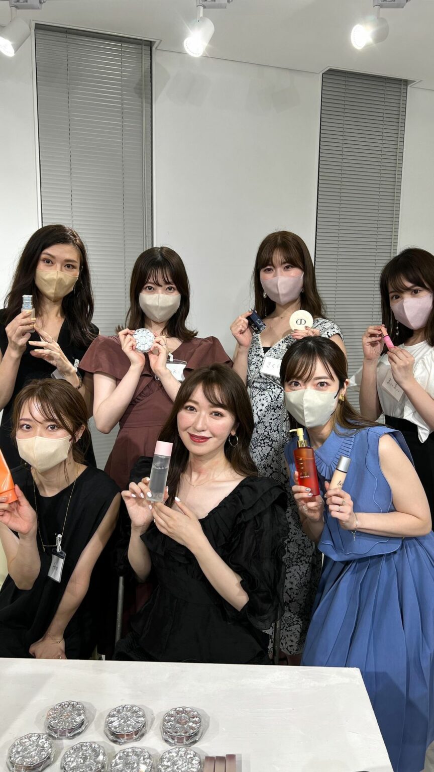 千葉由佳さんとマキアインフルエンサーによる推しコスメLiveはいかがでしたか？ 

美容オタクの2022年上半期「推しコスメ」をたっぷりご紹介したので、ぜひアー