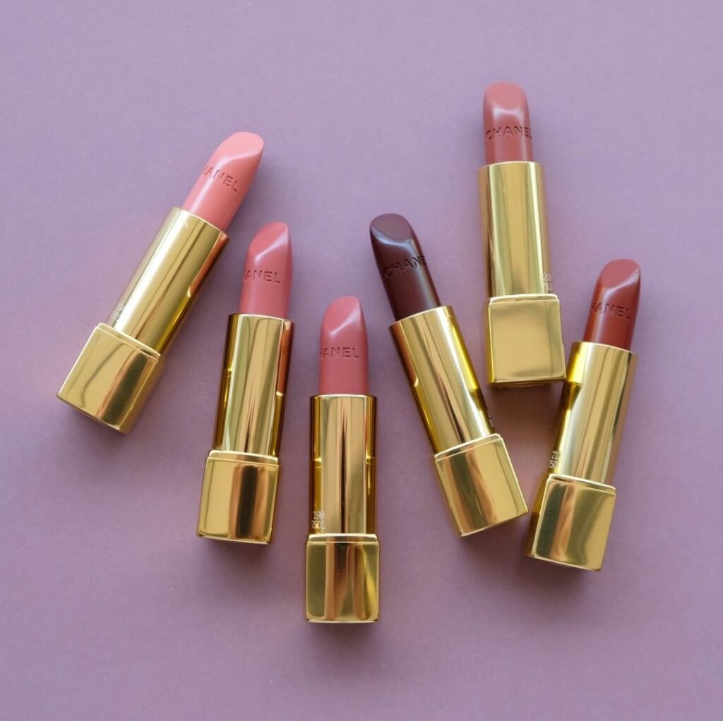 【#シャネル】ルージュ アリュールからベージュ系の限定＆新色が登場

──────────────────────
■シャネル
ルージュ アリュール 各￥550