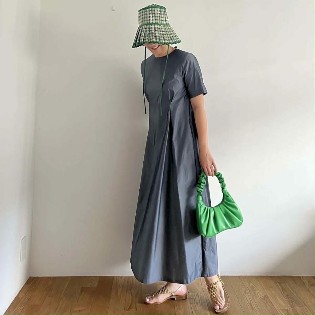 【LEE100人隊lovesummerさんのデイリーコーデ拝見】

着こなし上手なLEE100人隊が、 LEEオリジナル「12closet」の新作をお試