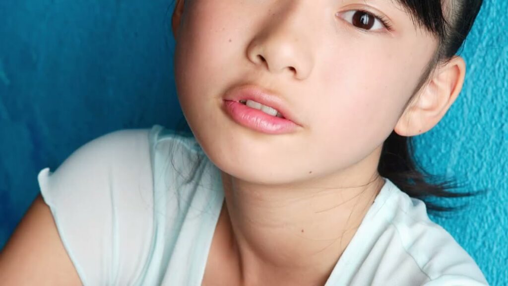 Tomoe Yamanaka (山中 知恵) Tomoe Yamanaka (山中 知恵)