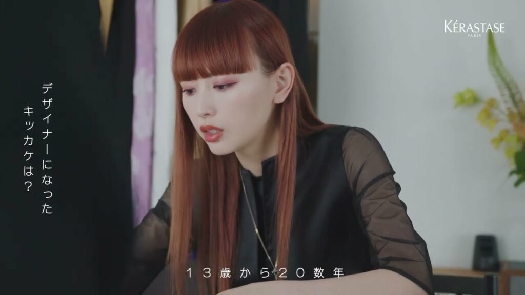 【ケラスターゼ公式】クロノロジスト｜鈴木えみの１日に密着！｜A DAY WITH EMI SUZUKI