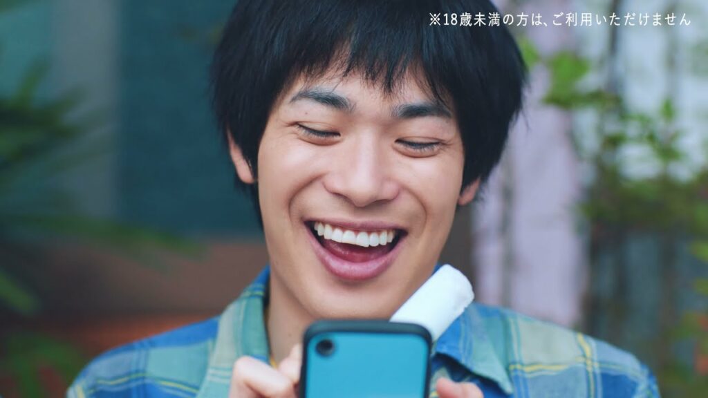 渡辺大知、柾木玲弥、岩井拳士朗が演じる男子会、小西桜子、井桁弘恵、小野花梨が演じる女子会「マイペースに、マイペアーズ」（R18）