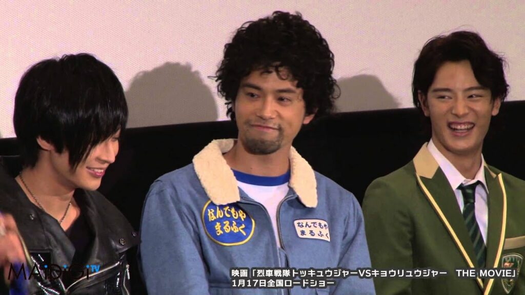 竜星涼「ただいまー!」 「キョウリュウジャー」チームがあいさつ!映画「烈車戦隊トッキュウジャーVSキョウリュウジャー THE MOVIE」完成披露舞台あいさつ2 竜星涼「ただいまー!」 「キョウリュウジャー」チームがあいさつ!映画「烈車戦隊トッキュウジャーVSキョウリュウジャー THE MOVIE」完成披露舞台あいさつ2