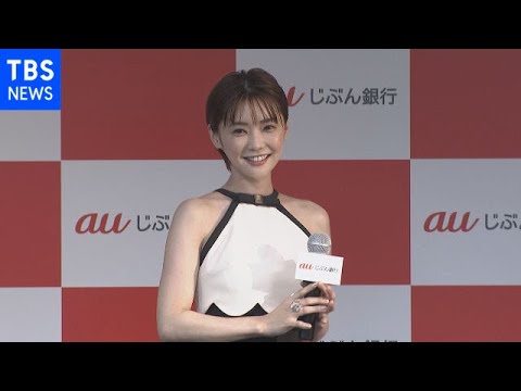 悩殺 倉科カナ 肩出しドレスで美スタイル