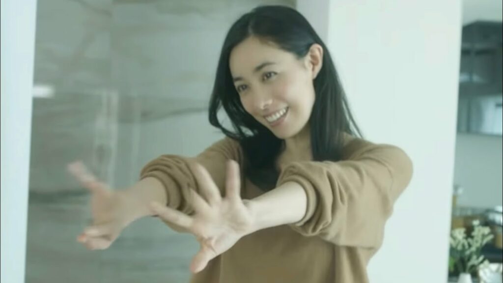 吹石一恵の結婚・出産を経てもまったく変わらない透明感／プレサンスCM+メイキング