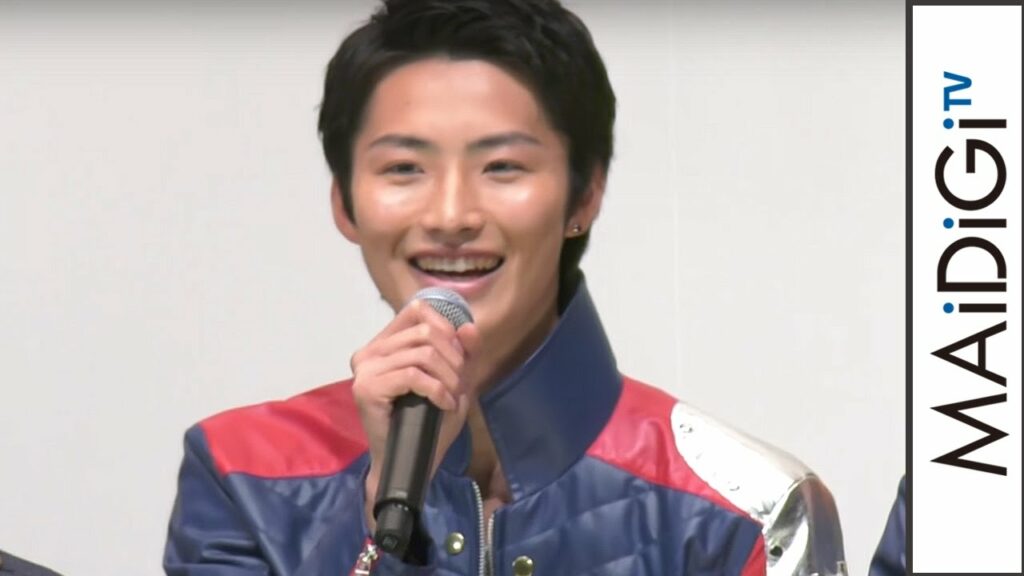 “キュウレンジャー”岐洲匠、“エグゼイド”飯島寛騎の無茶ぶりで“謝罪”？初日あいさつに緊張　「仮面ライダー×スーパー戦隊　超スーパーヒーロー大戦」公開初日舞台あいさつ1