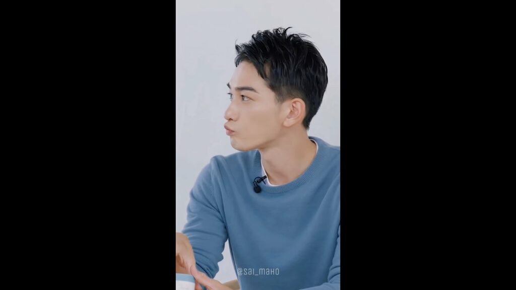 這位同學聽課時小動作很多呢🤣✨ #町田啓太 #machidakeita