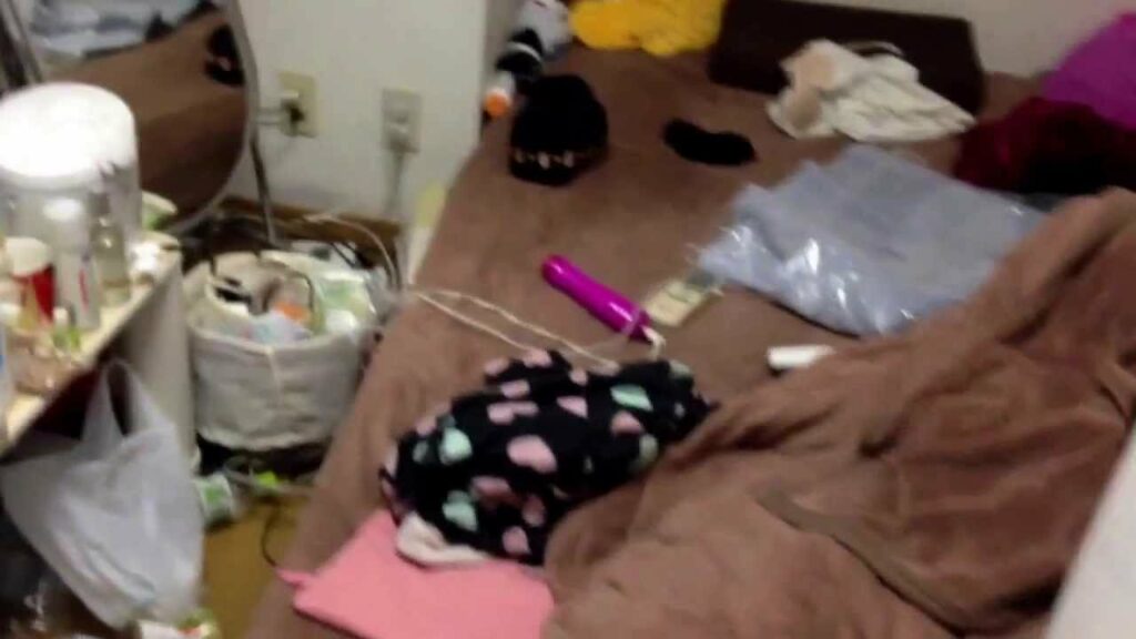 古崎瞳の汚部屋