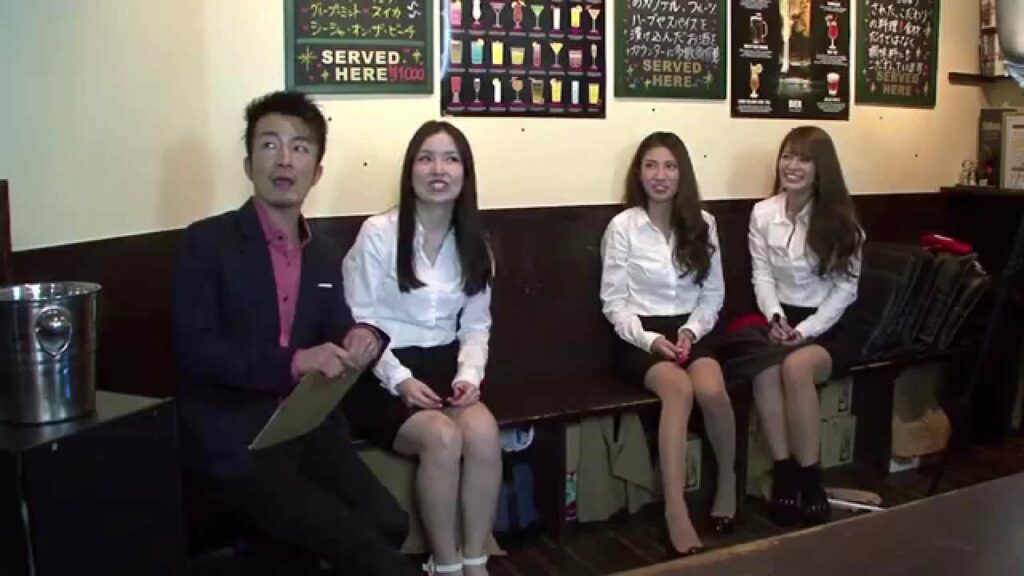 ダーツの達人 青山めぐ ・ あべみほ ・ 春菜めぐみ