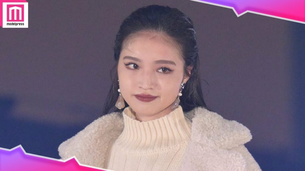 コムドットやまとの妹・せいら、肌見せワントーンコーデ披露 妖艶な笑みにドキッ👀✨【Rakuten GirlsAward 2022 A/W】