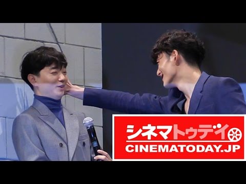 岡田将生が染谷将太に愛の告白&壁ドン『ストレイヤーズ・クロニクル』ジャパンプレミア 岡田将生が染谷将太に愛の告白&壁ドン『ストレイヤーズ・クロニクル』ジャパンプレミア