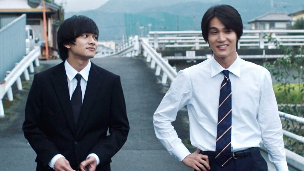 北村匠海×中川大志、YOASOBI「ハルジオン」原作者・橋爪駿輝のデビュー小説を映画化!『スクロール』特報 北村匠海×中川大志、YOASOBI「ハルジオン」原作者・橋爪駿輝のデビュー小説を映画化!『スクロール』特報