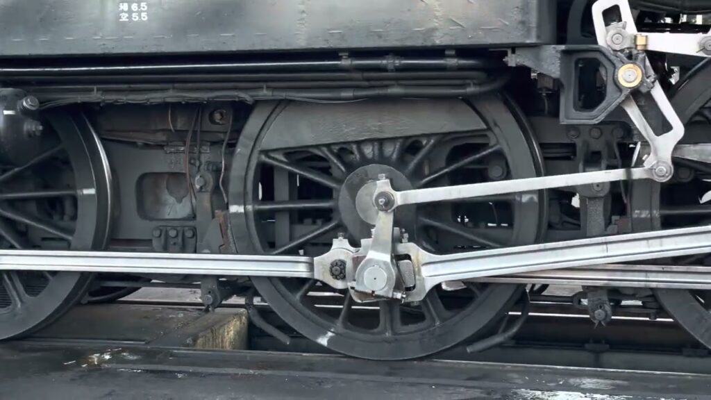 段原一詞の大きな車輪が動く瞬間