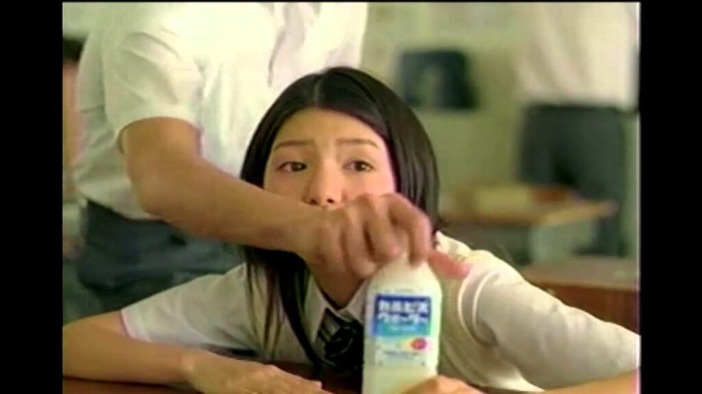 2009年頃のCM 川島海荷 カルピスウォーター カラダにピース CALPIS