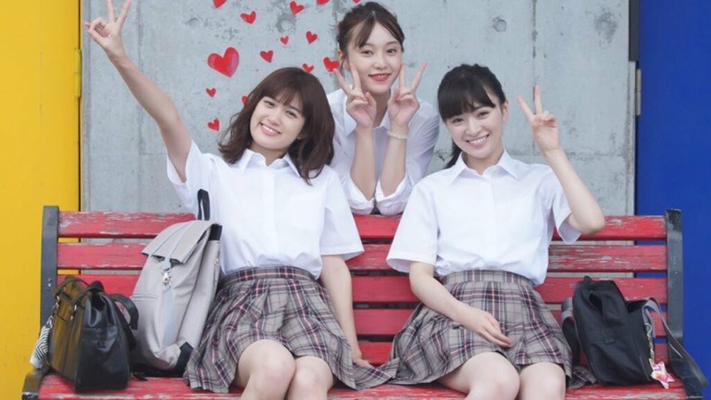 小西桜子、優希美青と恋のライバルに！？　山田愛奈「キュンキュンして」　「NO CALL NO LIFE」インタビュー映像