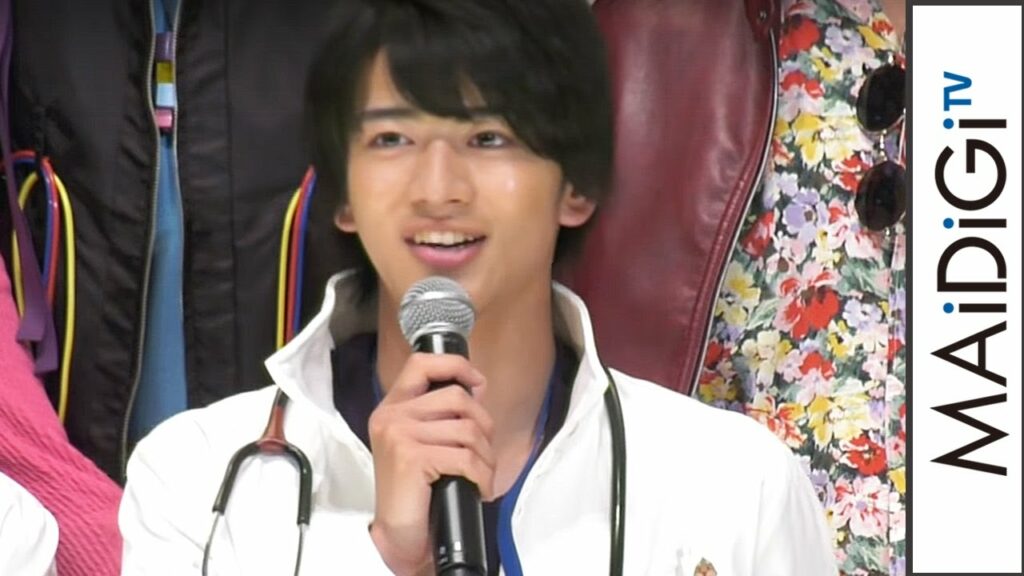 “仮面ライダーエグゼイド”飯島寛騎、憧れのキャラとの共演に感激「仮面ライダー×スーパー戦隊　超スーパーヒーロー大戦」完成披露会イベント1