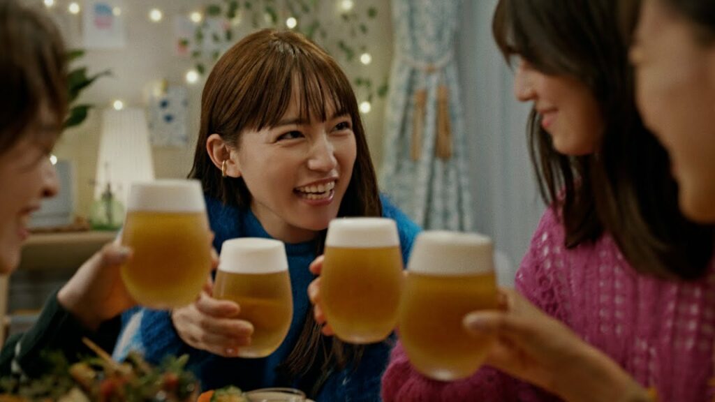 ザ・プレミアム・モルツ『みんなのご褒美会(年の瀬)』篇 30秒 小栗旬 川口春奈 山田裕貴 サントリー CM ザ・プレミアム・モルツ『みんなのご褒美会(年の瀬)』篇 30秒 小栗旬 川口春奈 山田裕貴 サントリー CM