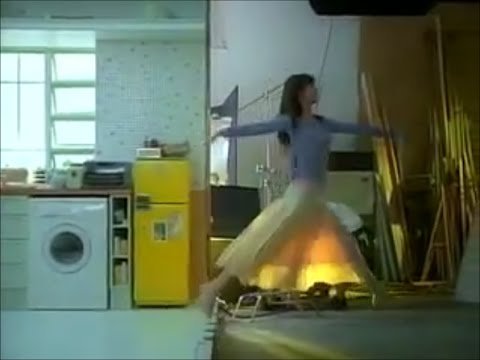 【美少女たちのTVCM】｜鈴木えみ（Emi Suzuki、当時19才）｜CalorieMate「もうひとつの理想」篇（大塚製薬 カロリーメイト CM 30秒）2004年