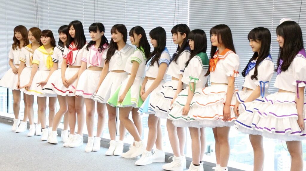 ＜WWS独占第８弾＞SUPER☆GiRLS ３期新メンバー木戸口桜子 石橋蛍 尾澤ルナ 阿部夢梨 長尾しおりに密着！ 新衣装フィッティング編