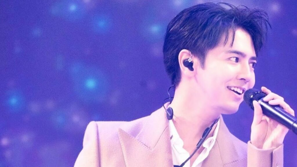 【片寄涼太】お店の中でオススメのアイテム（バッグ、ディズニーコラボ服）を紹介します。【インスタライブ】【2022年 12月20日20時】【生配信】【GENERATIONS】