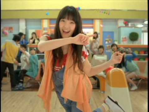 Lipton CM　「ボウリング」篇 30秒　剛力彩芽