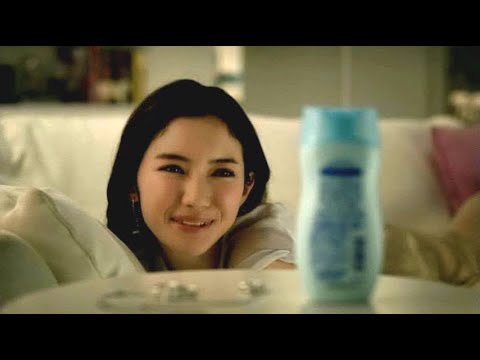 市川紗椰 : ジョンソン・ボディケアローション (201104)